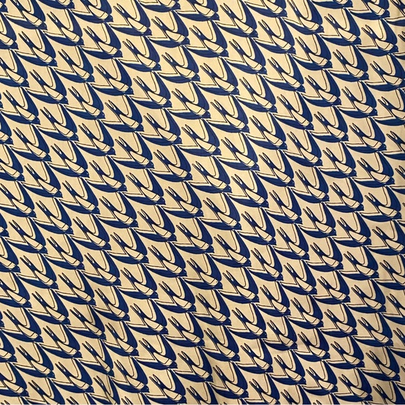 Alfani blue cardigan with bird/swallow pattern on the inside and back - Picture 3 of 4